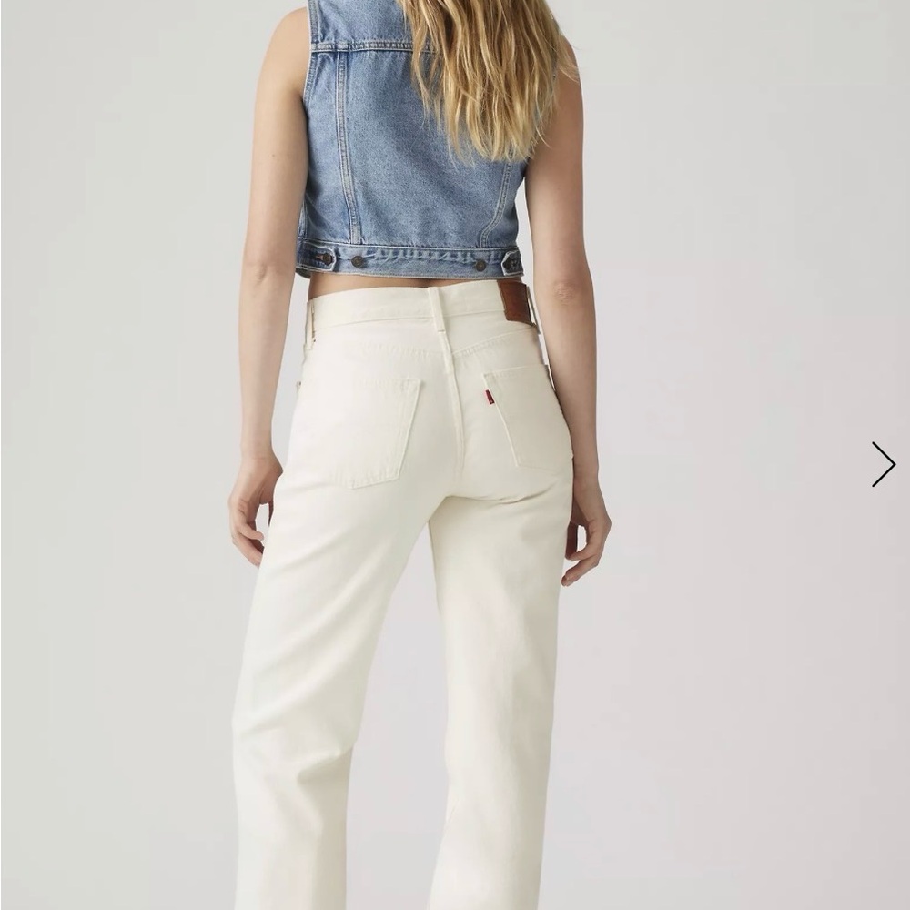 Levi's 90’s 501s High-Rise Straight Jeans in Off-White Cream Ecru